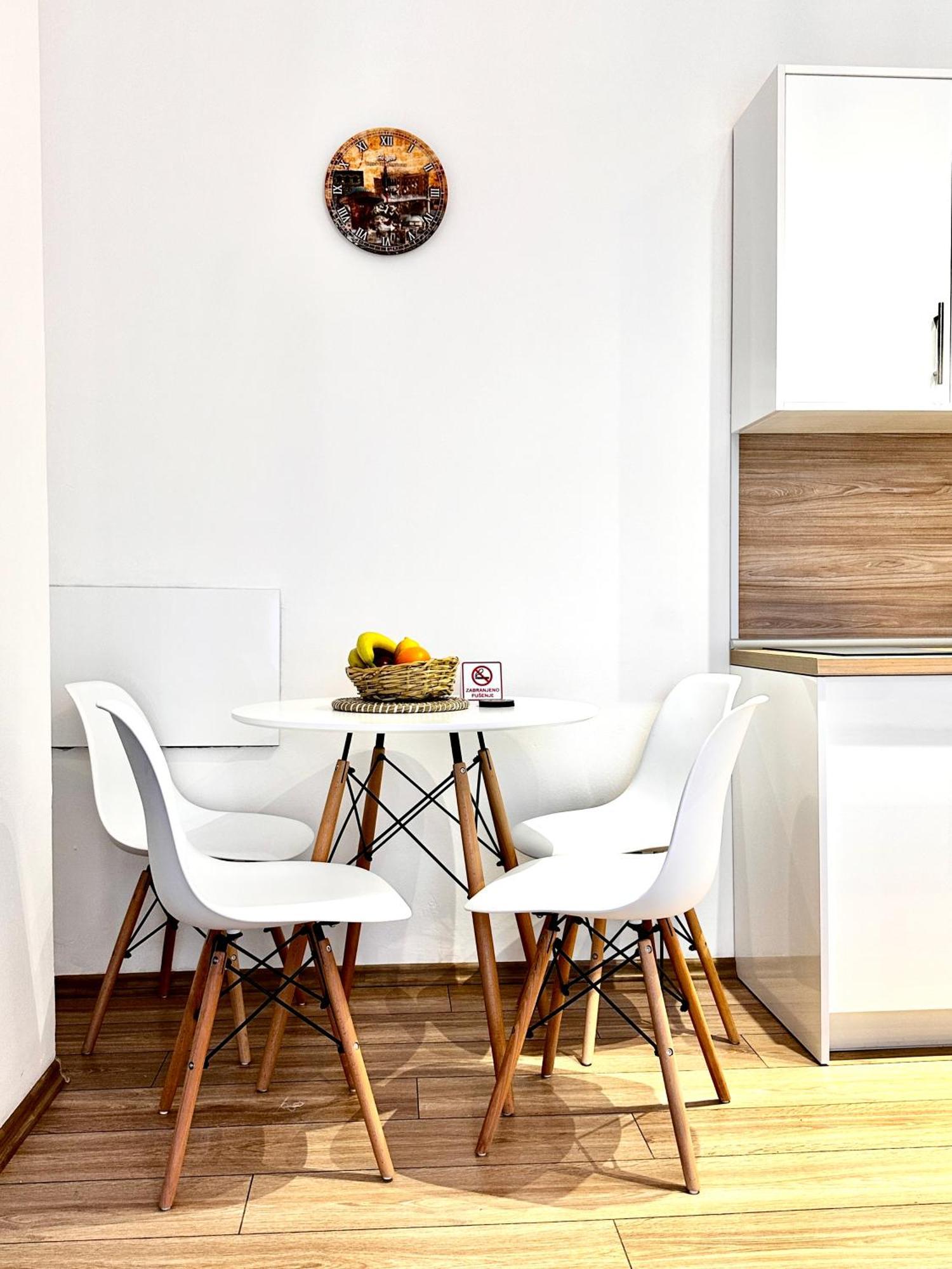 Epicenter Apartment Сараево Екстериор снимка