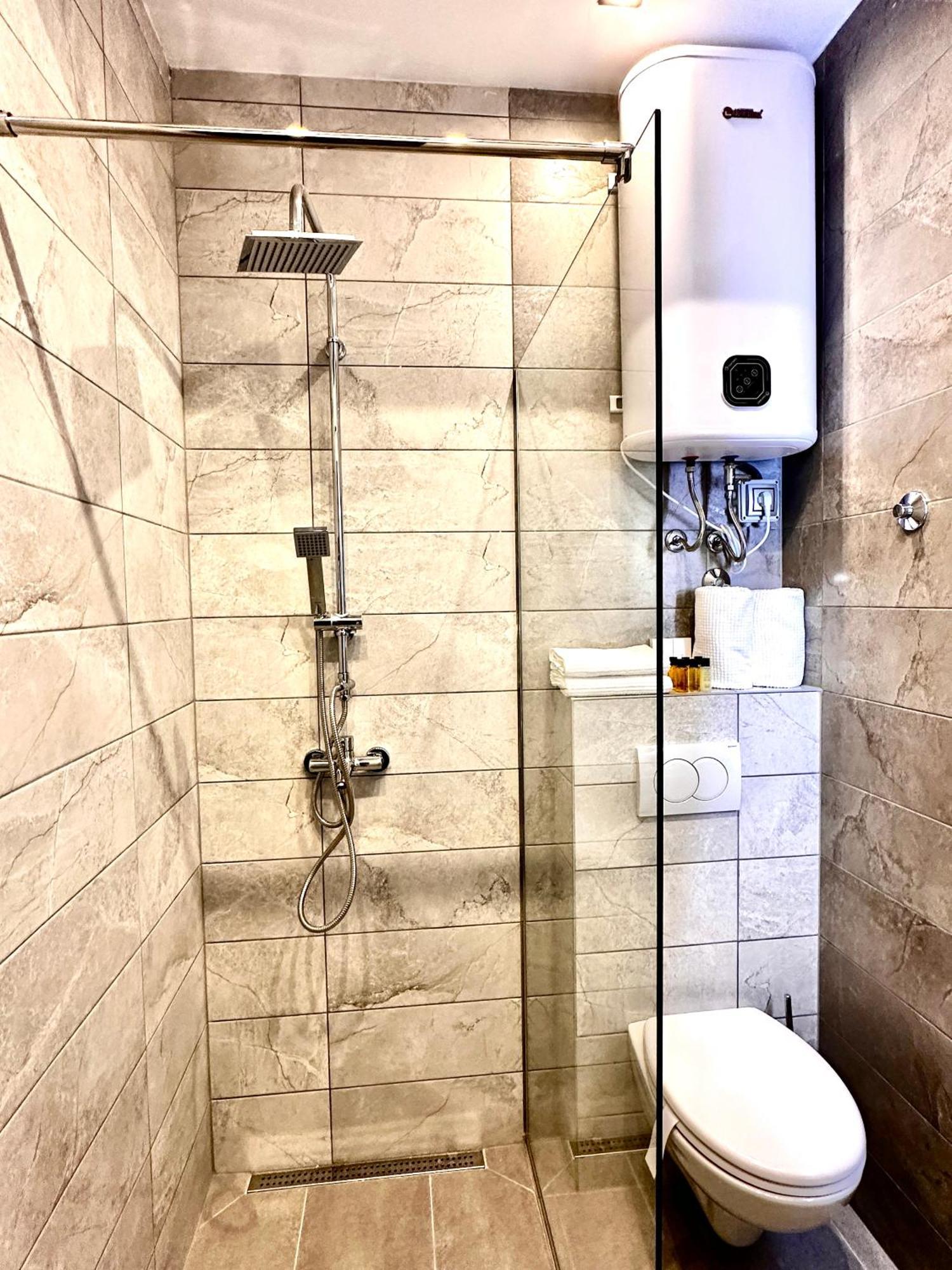 Epicenter Apartment Сараево Екстериор снимка