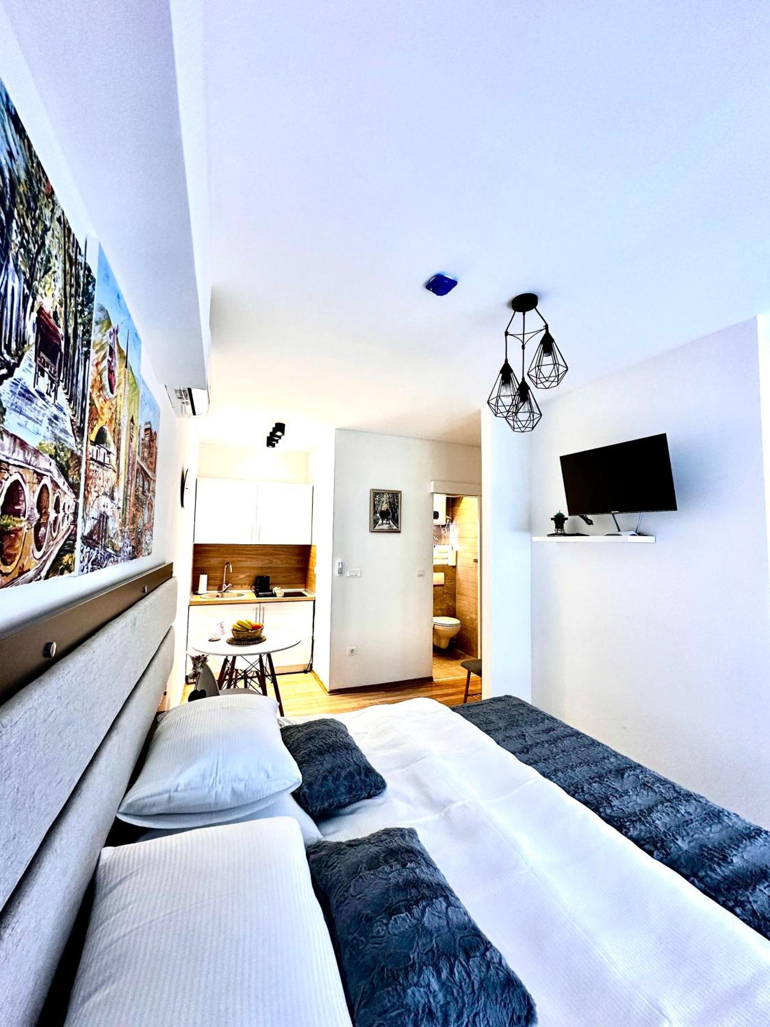 Epicenter Apartment Сараево Екстериор снимка