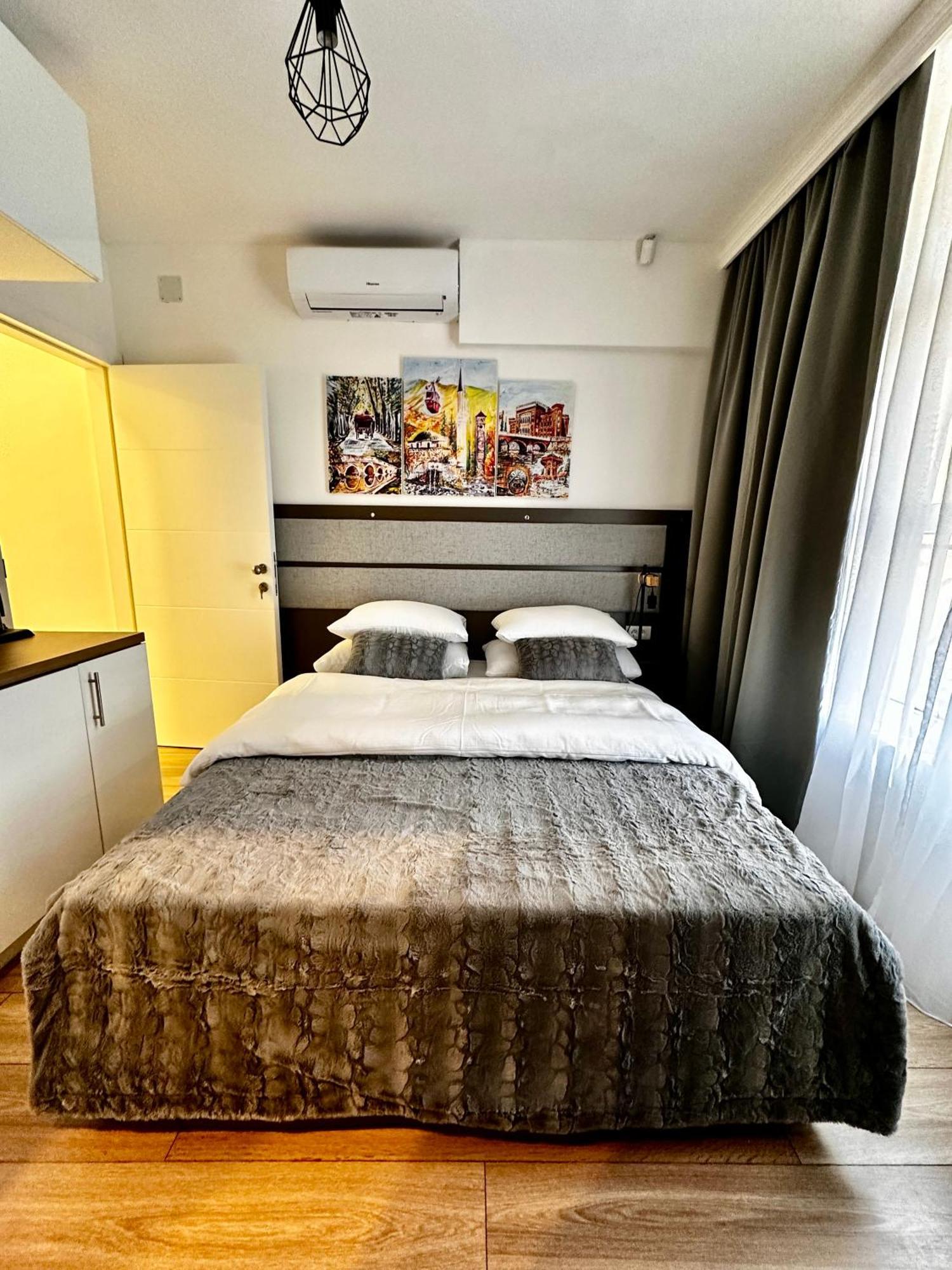 Epicenter Apartment Сараево Екстериор снимка