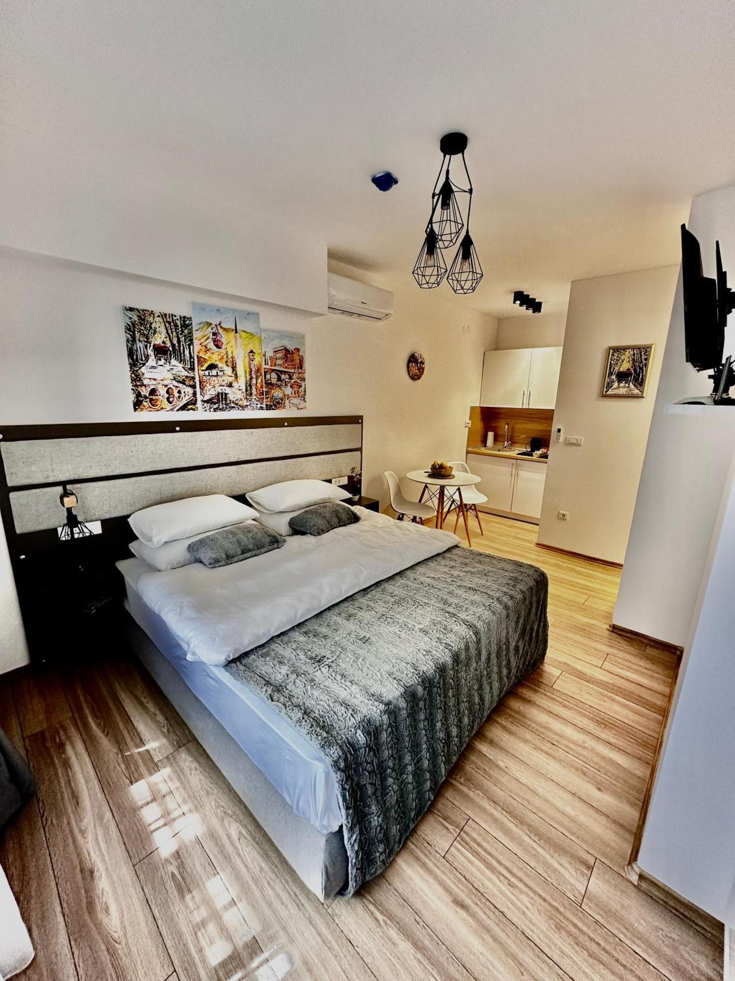 Epicenter Apartment Сараево Екстериор снимка