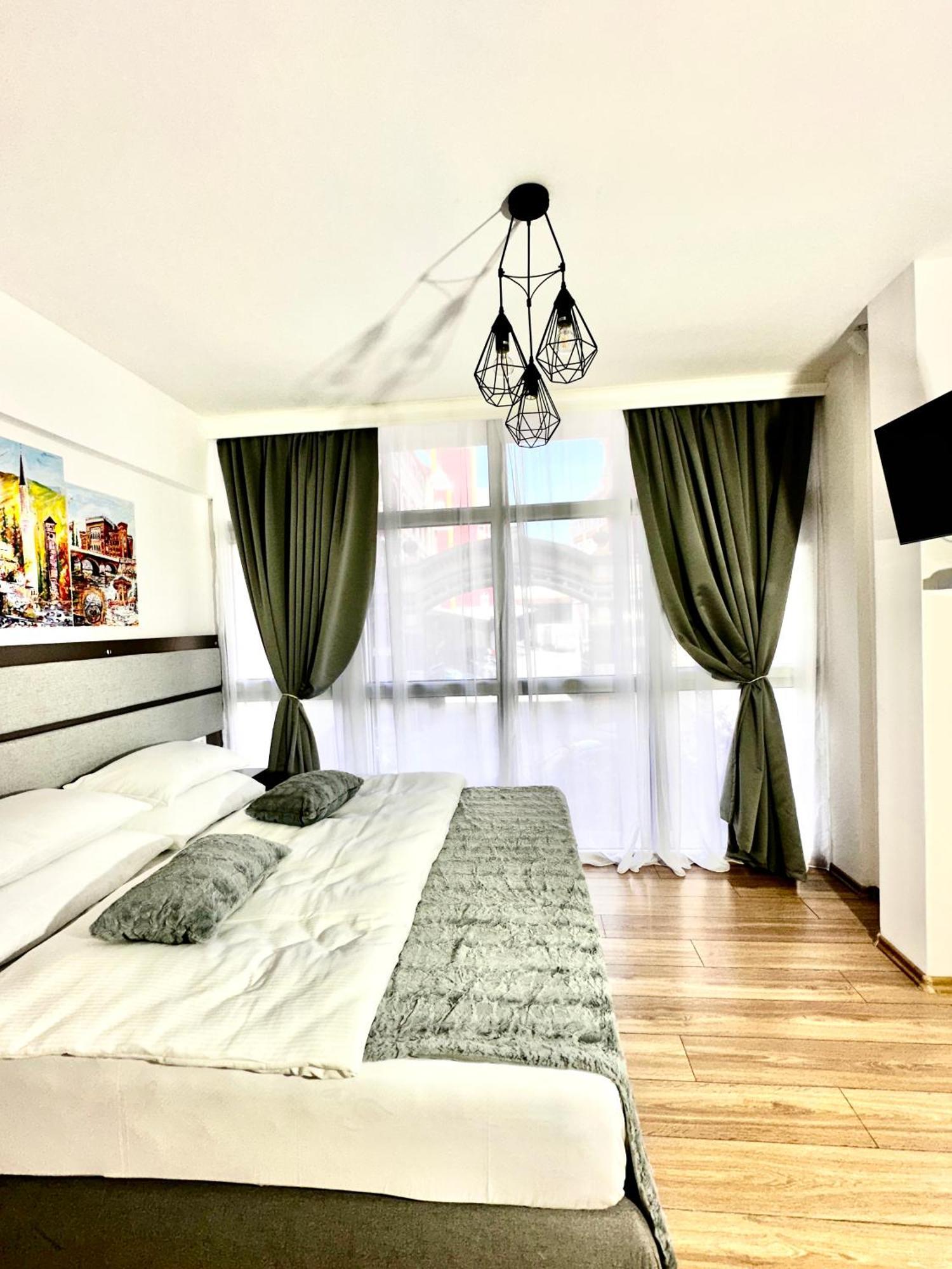 Epicenter Apartment Сараево Екстериор снимка