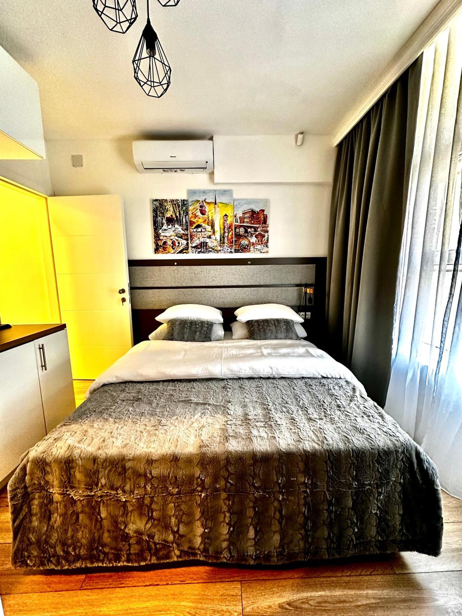 Epicenter Apartment Сараево Екстериор снимка